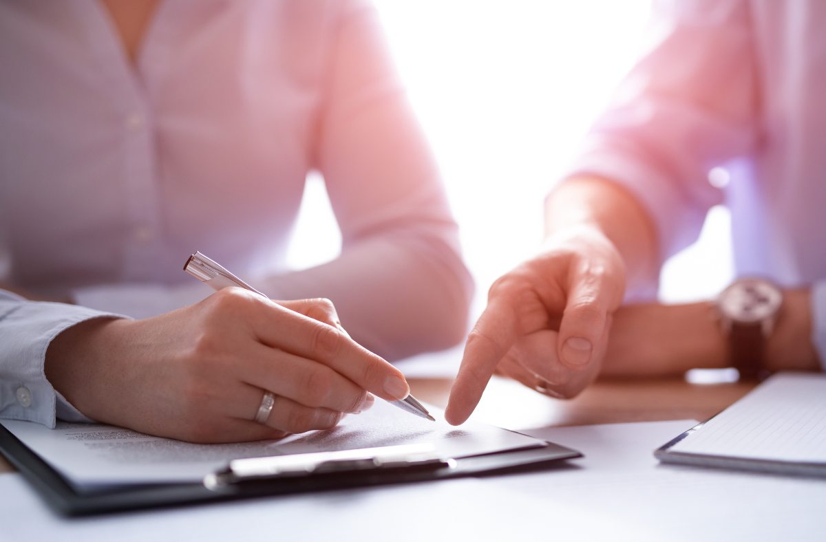 How to Renew the Contract of Your Domestic Helper in Singapore